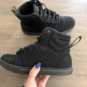 Dr. Martens Women's Rozarya Ankle Boot Size 6